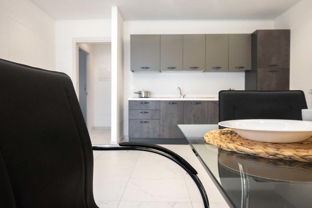 Ansiro Rooms Home Business Scisciano Luaran gambar
